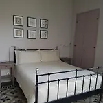 L'ortodellerose 4* Alba (Piedmont)