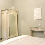 Penzion L'ortodellerose Alba (Piedmont)