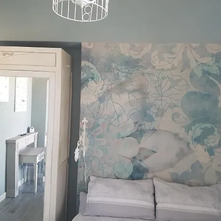 L'ortodellerose 4* Alba (Piedmont)