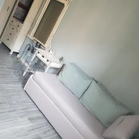 L'ortodellerose 4* Alba (Piedmont)