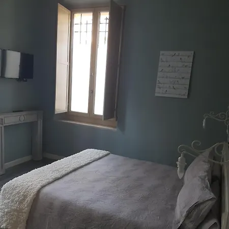 Konukevi L'ortodellerose 4*