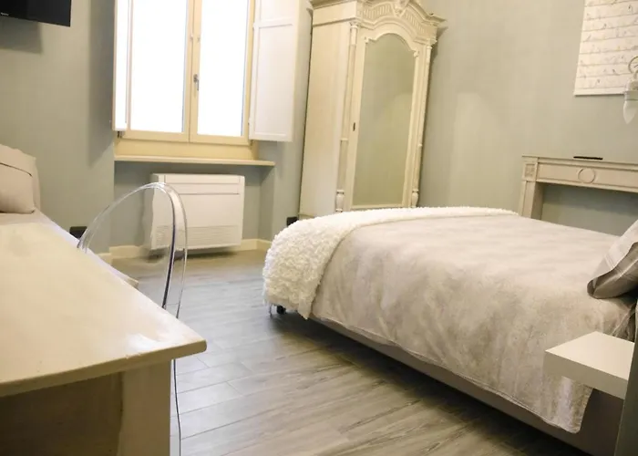 Affittacamere L'ortodellerose Alba (Piedmont)